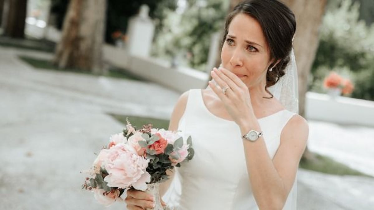 16 married people whose weddings were 'ruined' share what went down.