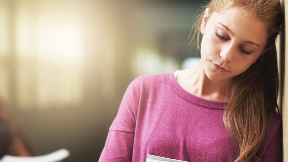 'AITA for accidentally tricking my friend? She snooped into my binder while I wasn't looking.'