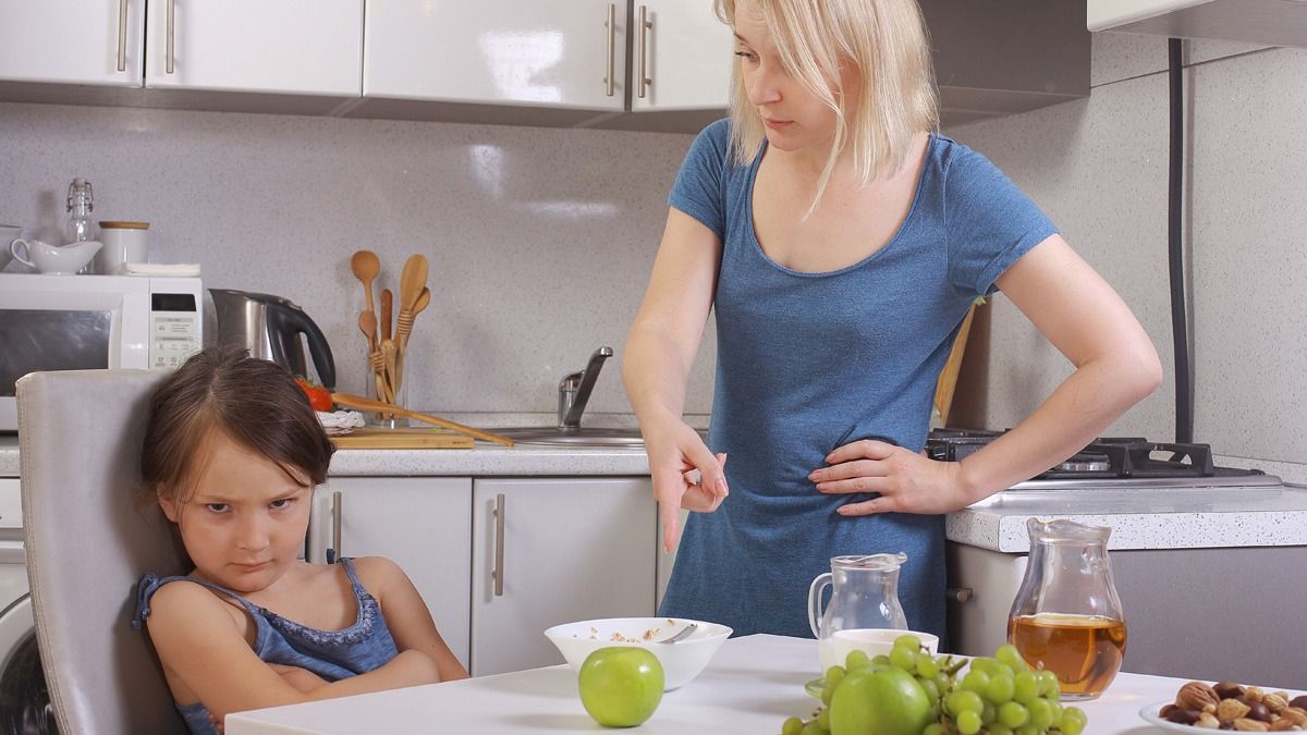 'AITA for cooking vegan to make one niece happy, and not making meat for the other?'