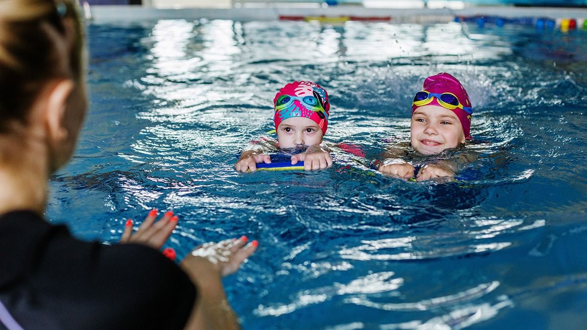 'AITA for wearing a two-piece to my kids’ swimming lessons?' SMALL UPDATE