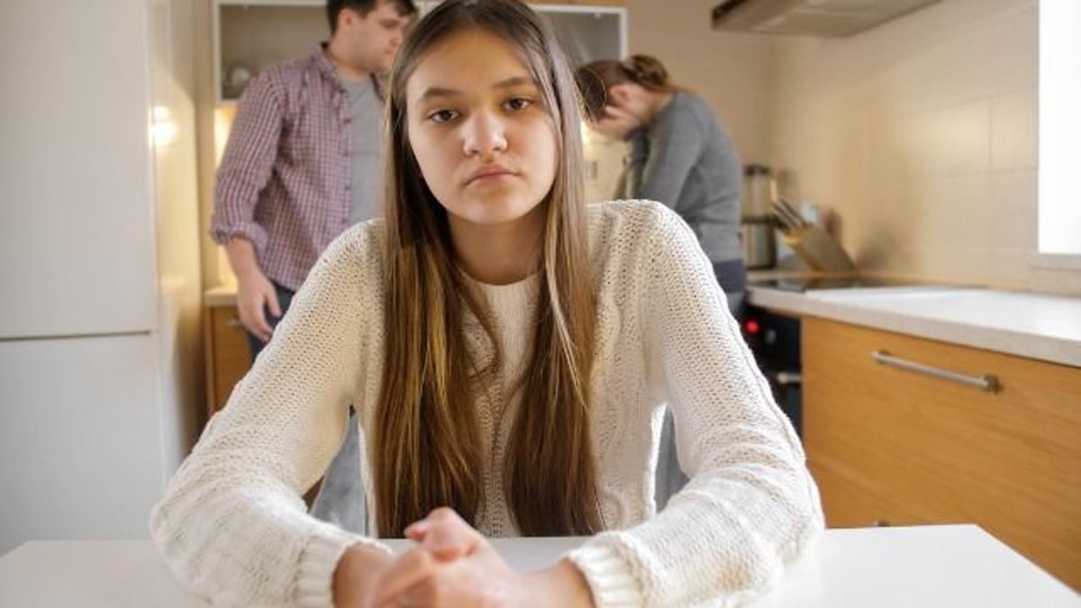 Teen defends mom after dad pressures her to 'mother' children from his affair.