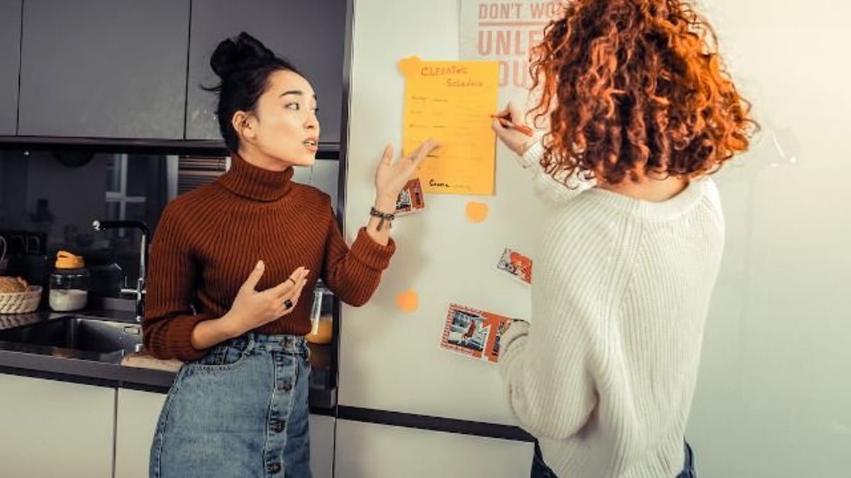 Woman stops sharing food with picky 'broke' roommate, gets called 'cheap a**hole.'