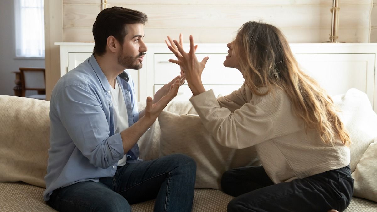 Old bath mats destroy marriage; husband screams, 'you're ungrateful.' AITA?