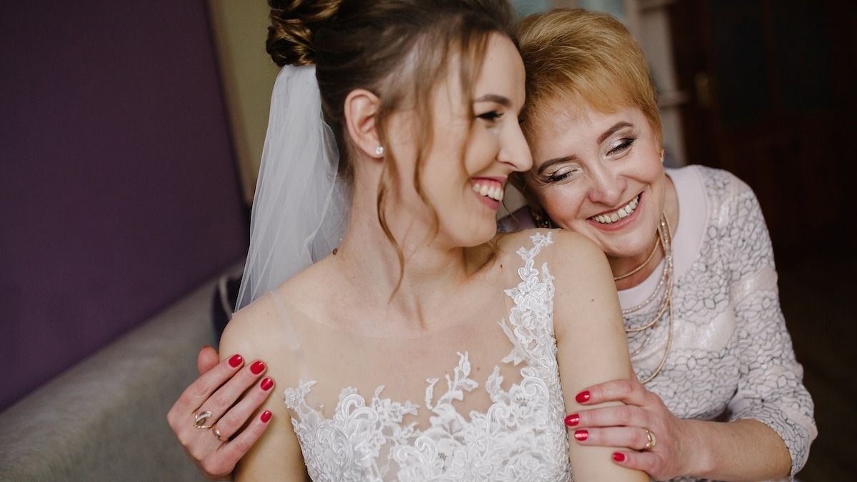 'AITA if I refuse to delete the photos of my mum from my wedding day?' UPDATED