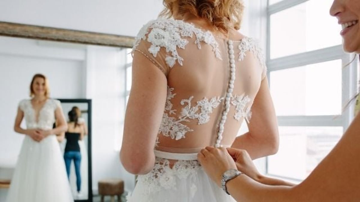 Bride gives MIL 3 days to pay up after secretly trying on her wedding dress. AITA?