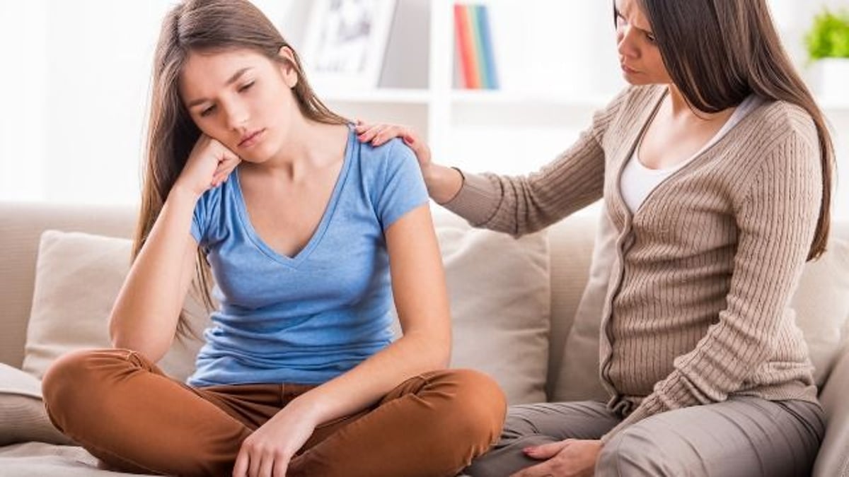 13 yo tells half-sister 'she's not really part of the family.' HEARTWARMING UPDATE