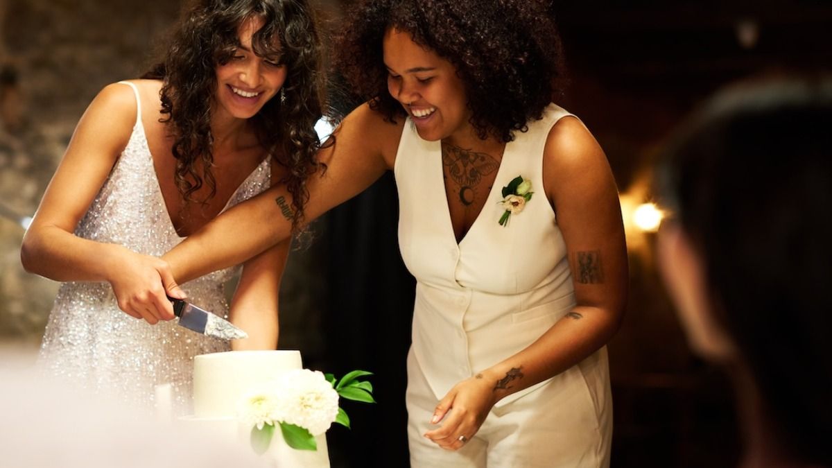 Couple insists on dry wedding, 'my side of the family is REFUSING to attend.' AITA?