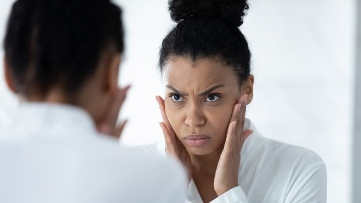 Student gets 'disgusting' revenge on thief roommate who hides and ruins her things.