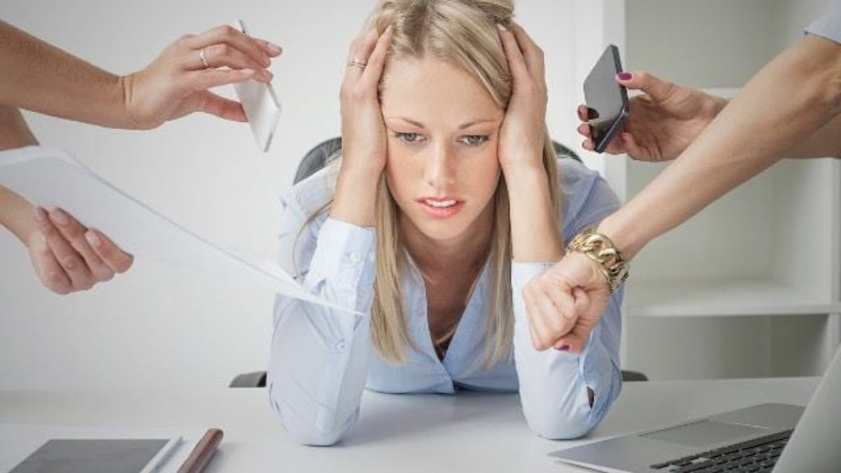 Employee can't decorate desk that coworker with sensory issues can't even see.