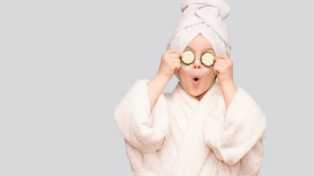 'AITA for refusing to babysit while my family goes on vacation?' UPDATED