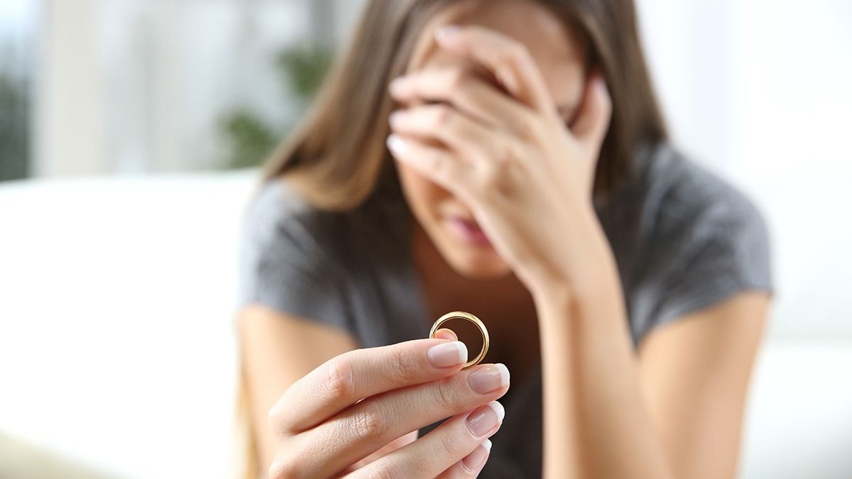 Man's friends say he should have given wife of 8 years warning before filing for divorce.