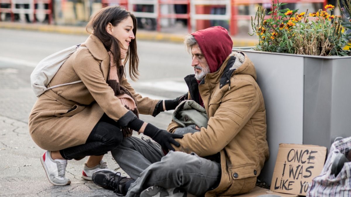 'AITA for walking out on a beggar woman after agreeing to buy her groceries?'