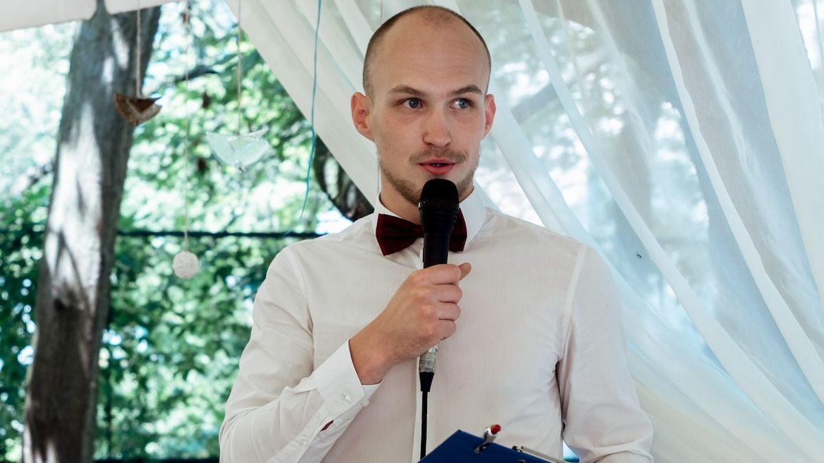 'AITA for leaving my half-brother's wedding early even though I was the best man?' + BROTHER SHARES HIS SIDE