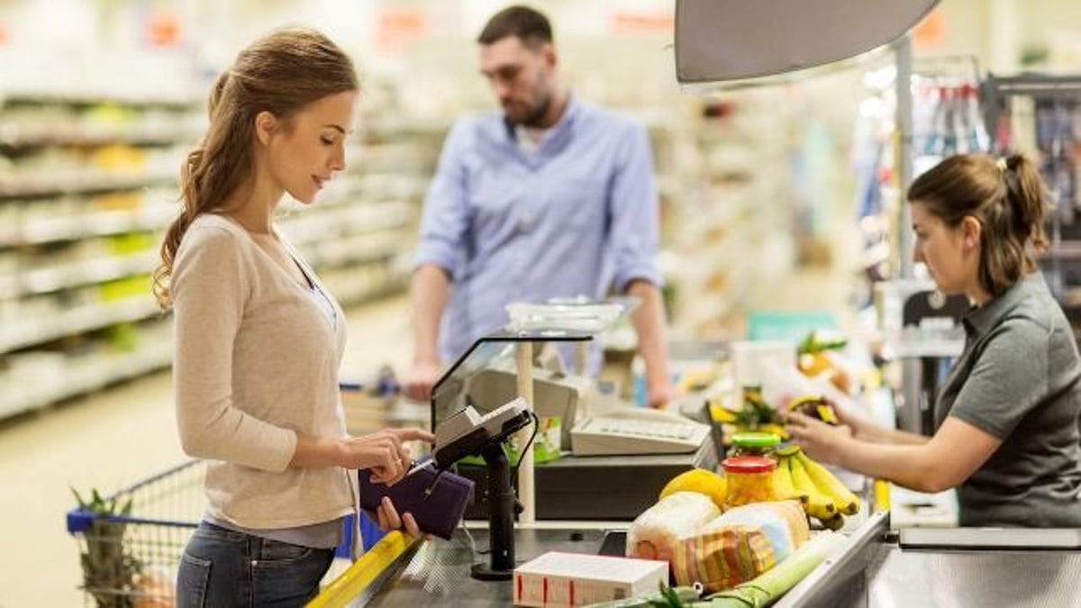 'AITA for saying hello to my 8th grade crush at the grocery store? I need a second opinion.'