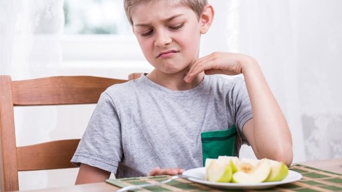 Woman accuses ex of 'starving' son by only cooking healthy food. AITA?