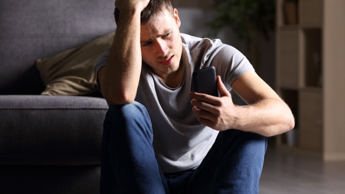 'AITA for throwing away all my GF's stuff after she ghosted me?' UPDATED