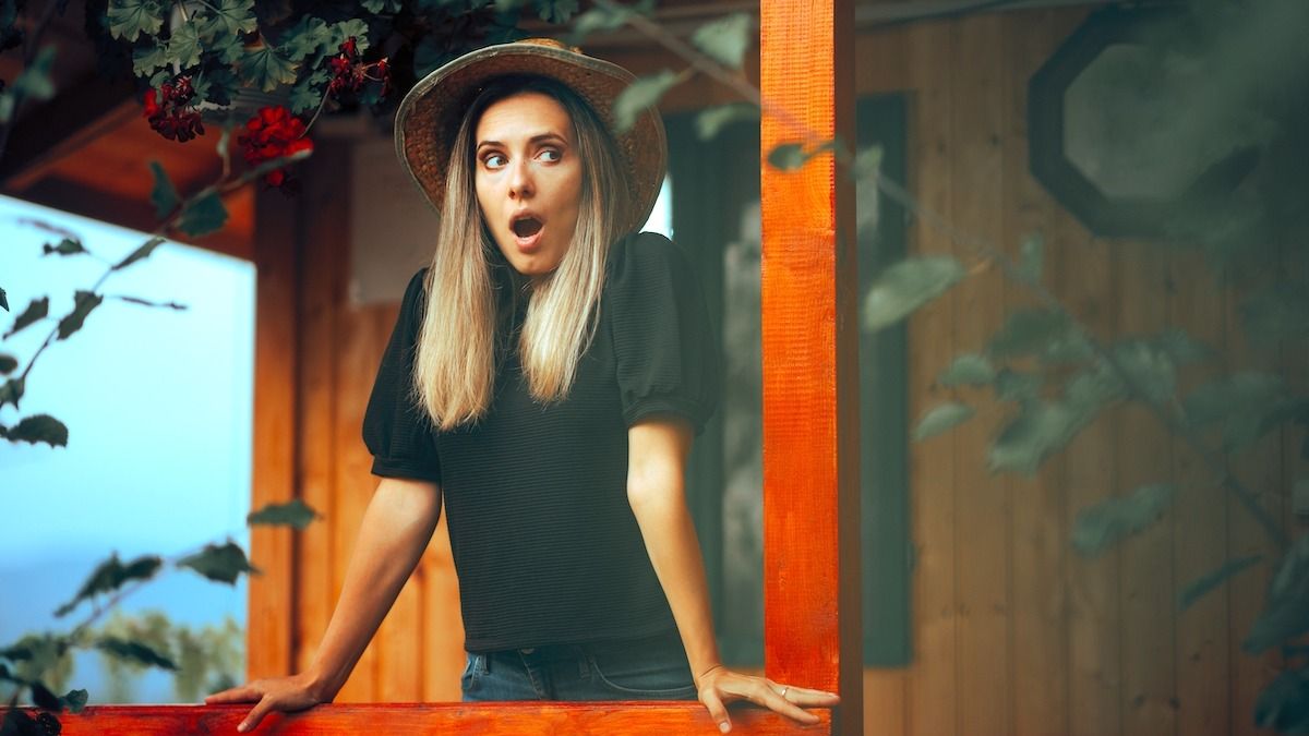 'Should I tell my neighbor I caught her husband cheating with our other neighbor?' UPDATED