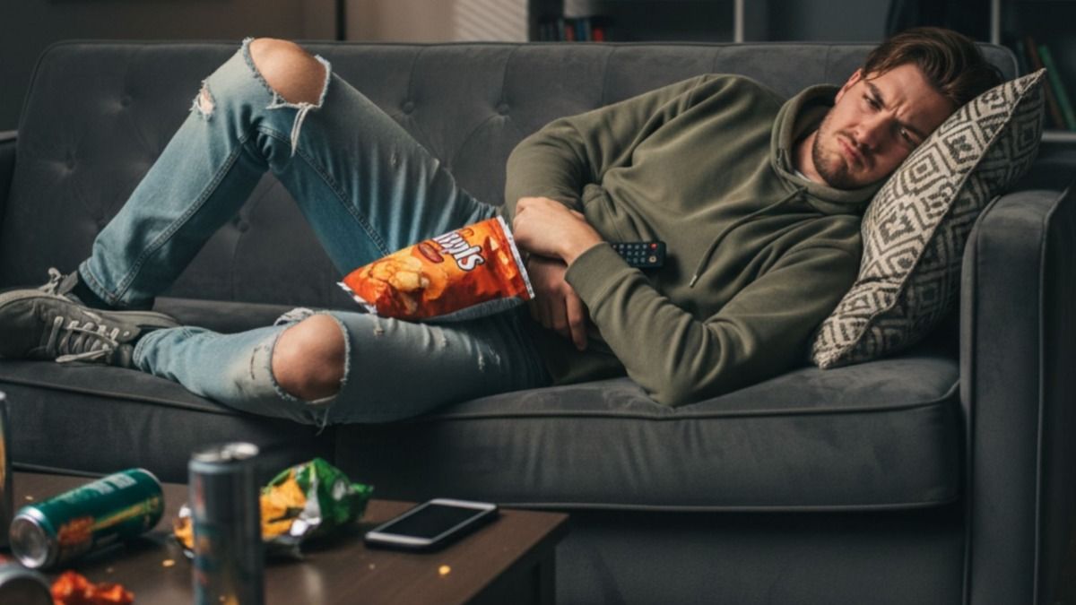 AITA for not giving my roommate back an equal refund on our security deposit?