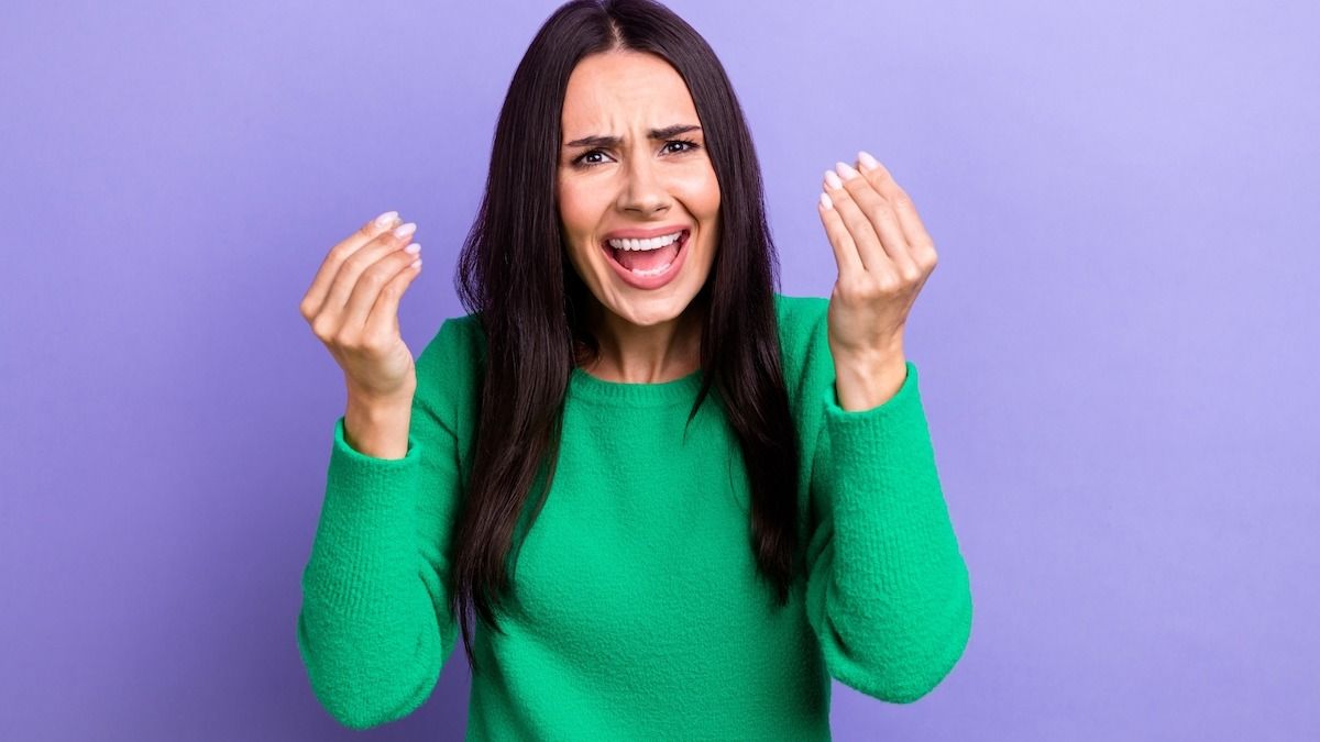 Pregnant woman warns stepdad to not call himself 'papa' to her kid. AITA?