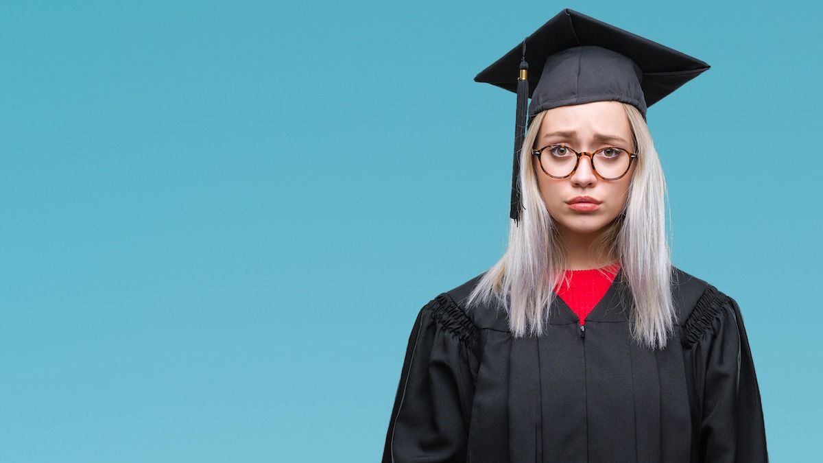 Grandparents try to get granddaughter to invite estranged stepsister to graduation. AITA?