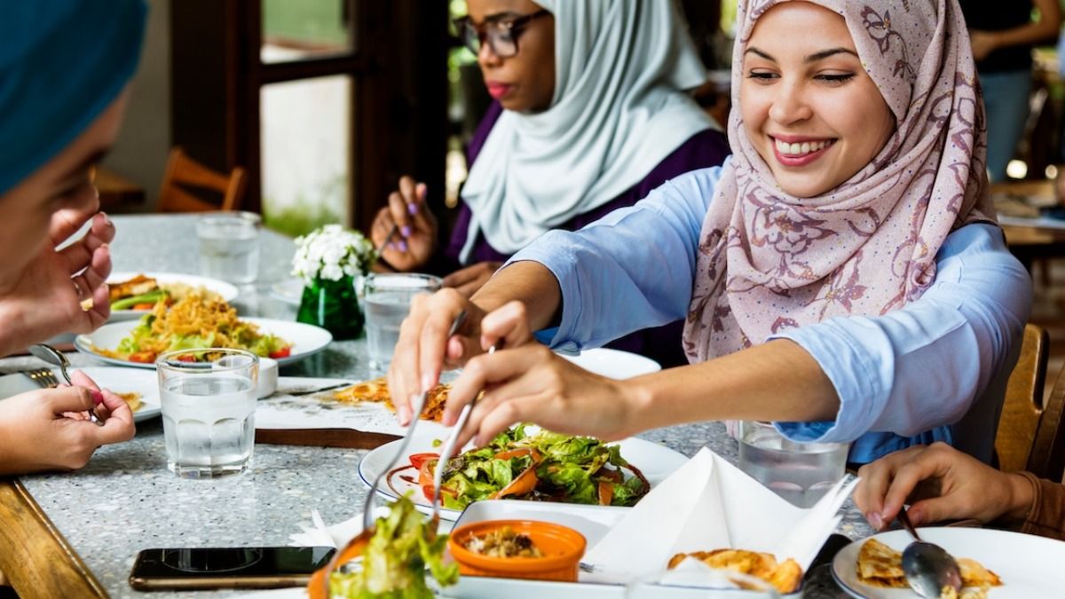 Party host of the friend group tells vegan 'bring your own food next time.' AITA? UPDATED