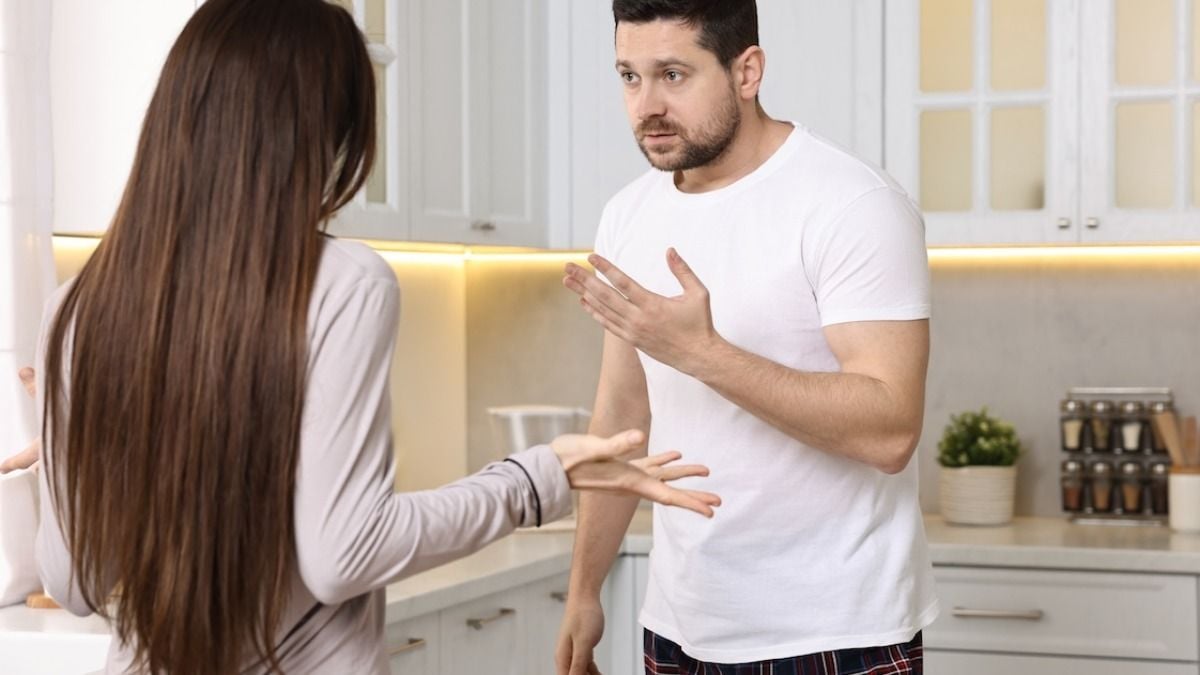 Pregnant woman bans boyfriend's 'van life' friend from visiting home, 'it's a NO-BRAINER.' AITA?