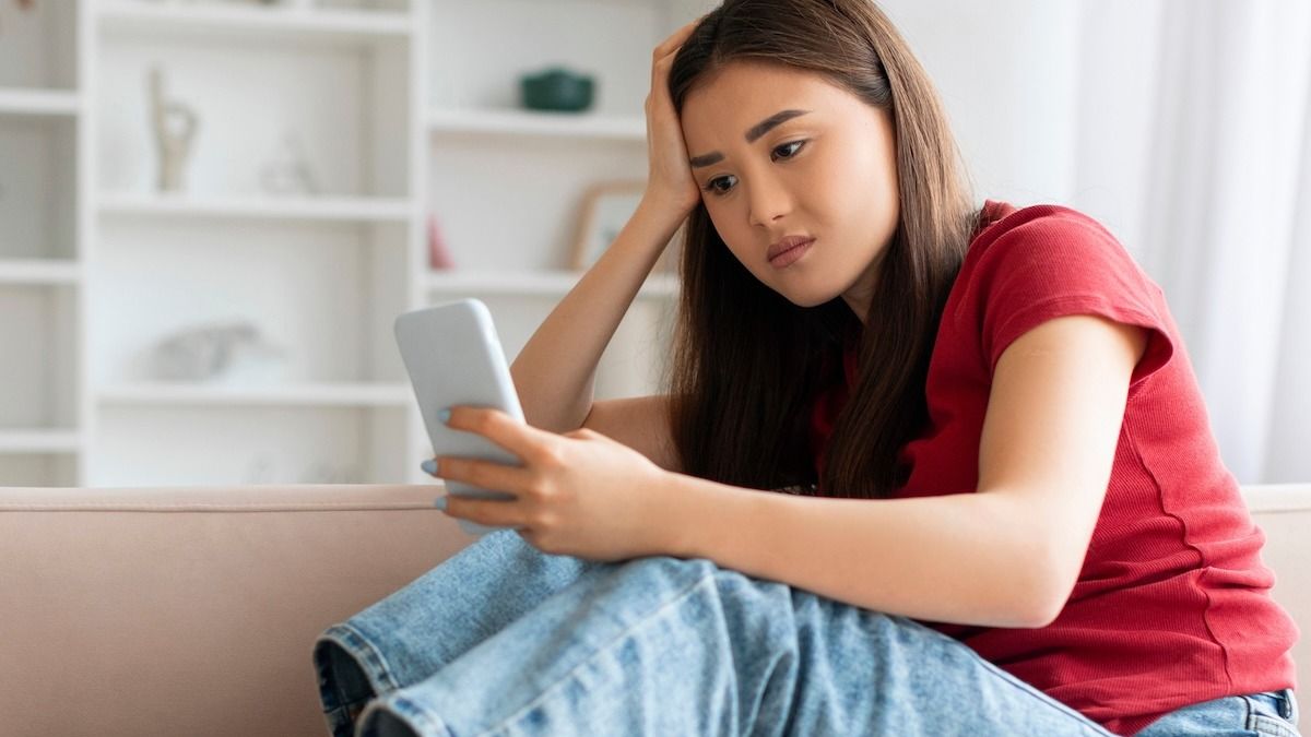 'AITA for refusing to let my mom back into my life after she abandoned me?'