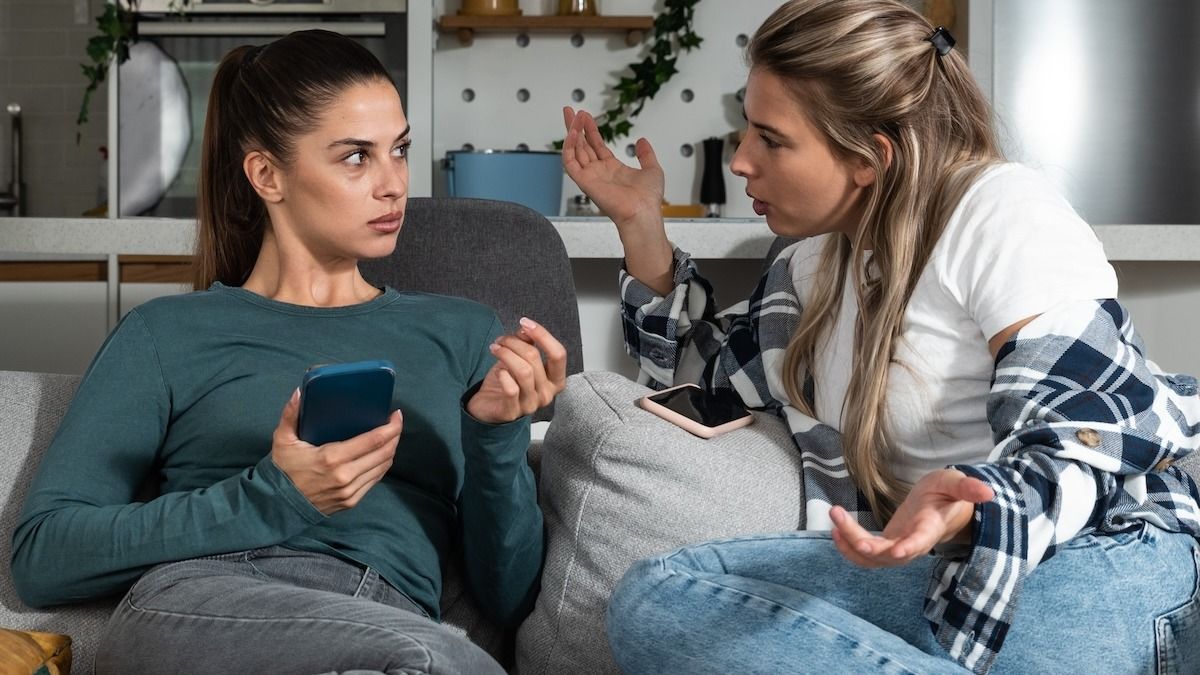 'AITA for refusing to move out so my pregnant sister can use my room as a nursery?' UPDATED