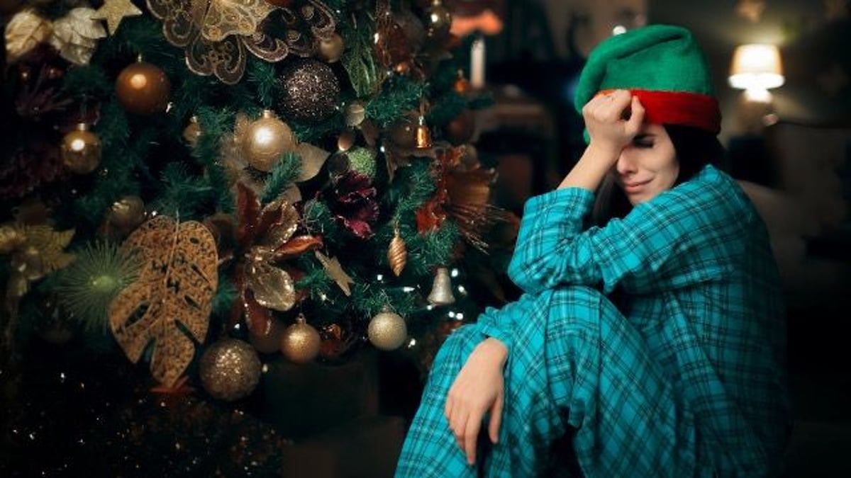 Man announces his wife is pregnant on Xmas; SIL says, 'you destroyed my holiday.'