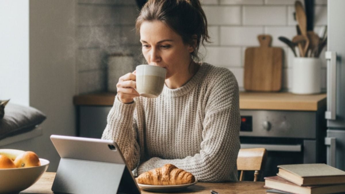 'AITA for staying with my niece after the closest thing she has to a mother passed?'