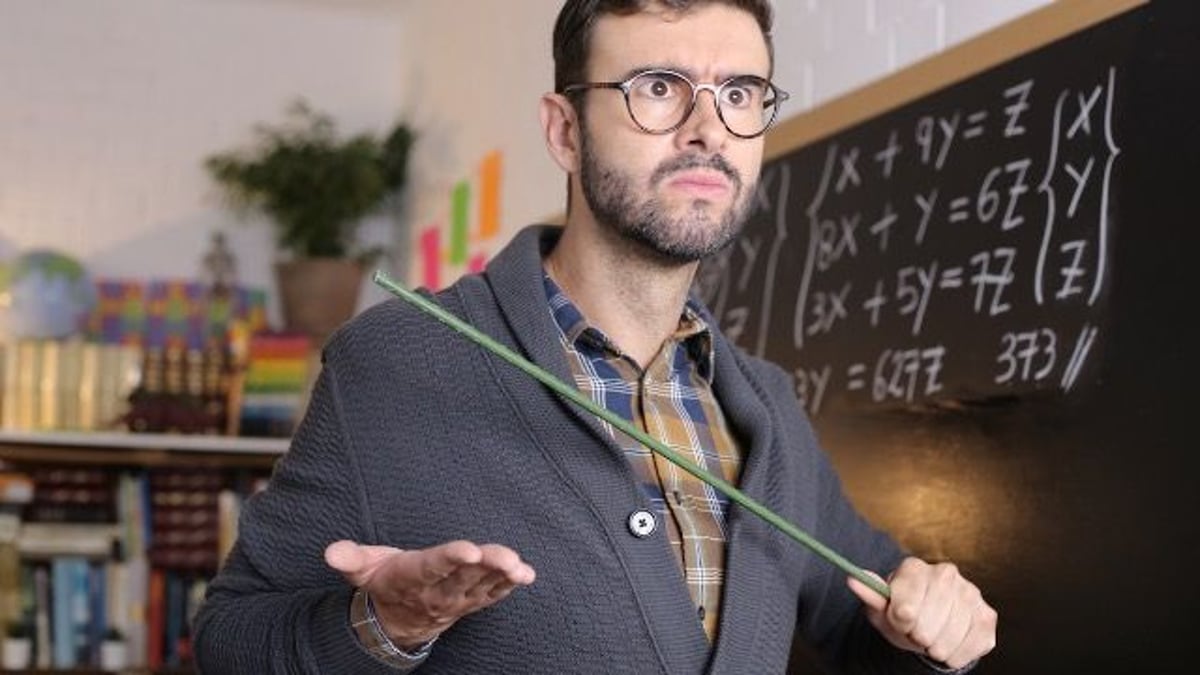 Principal won't accommodate student teacher's 'feminine needs,' teacher files lawsuit.