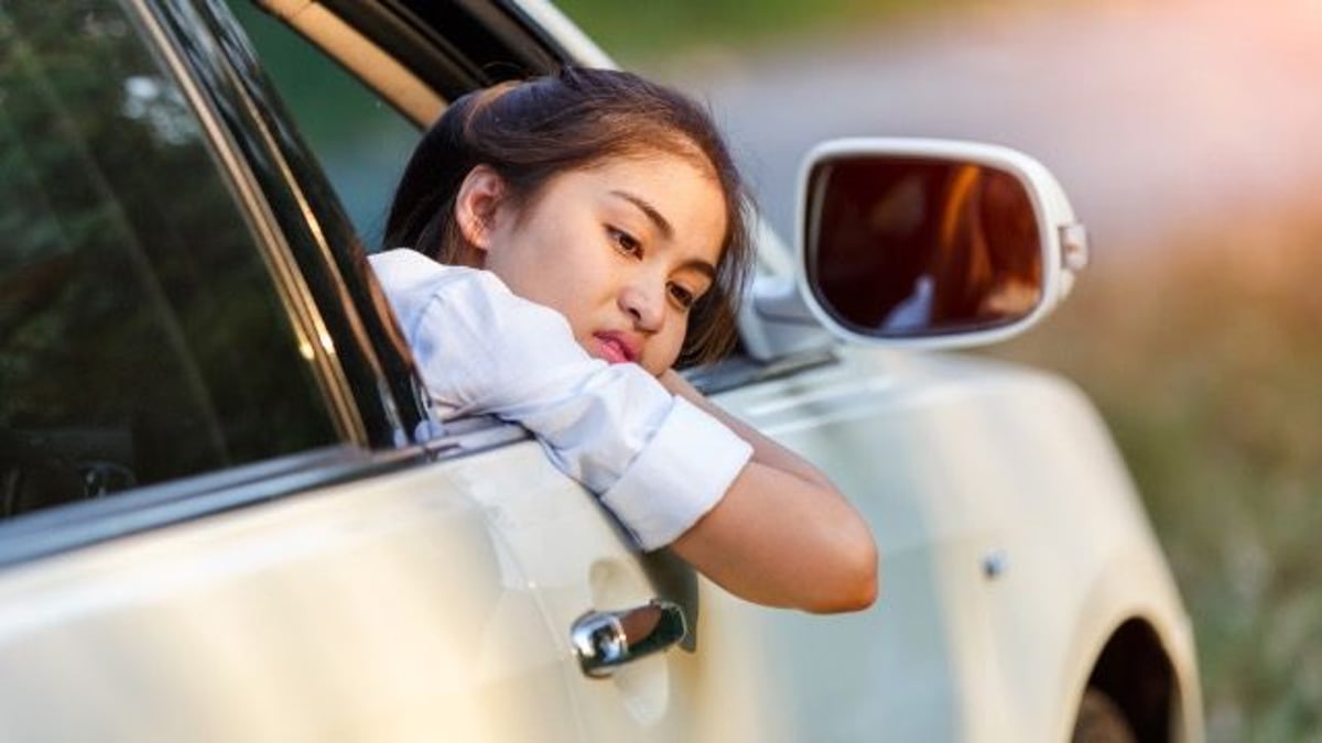 'AITA for outing my dad to my grandparents because I was forced to share my car?'