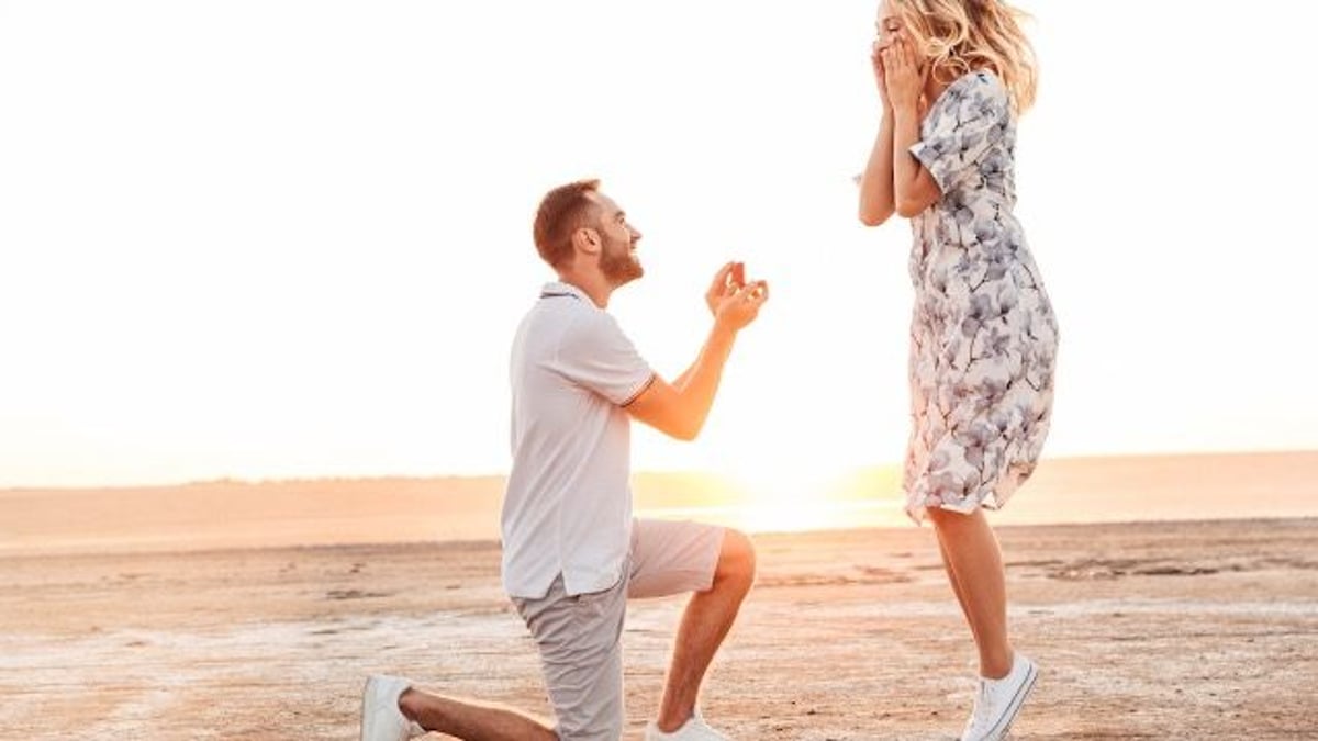 'AITA if I tell my friend her BF is planning to propose? He's excluding her family.'