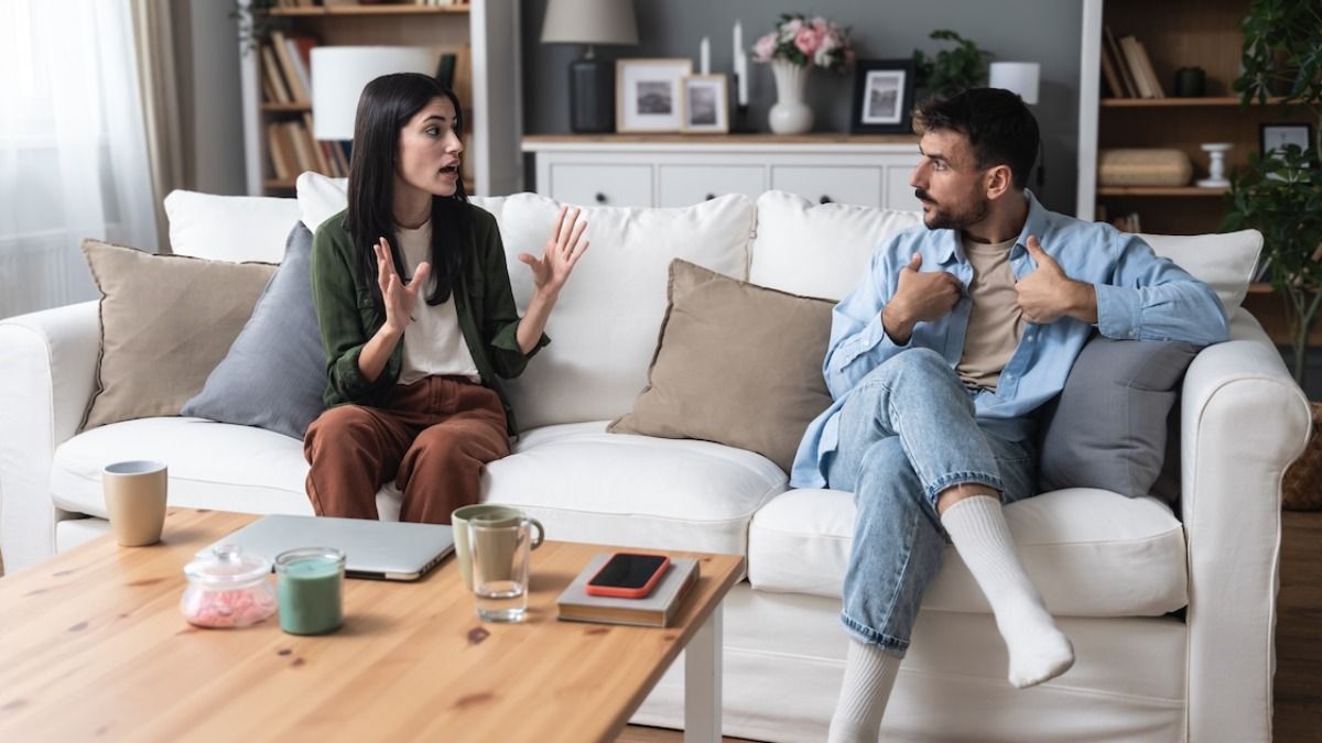 'AITA for telling my GF she needs to clean if she's not going to get a job?' 'I don't want some trad wife.'