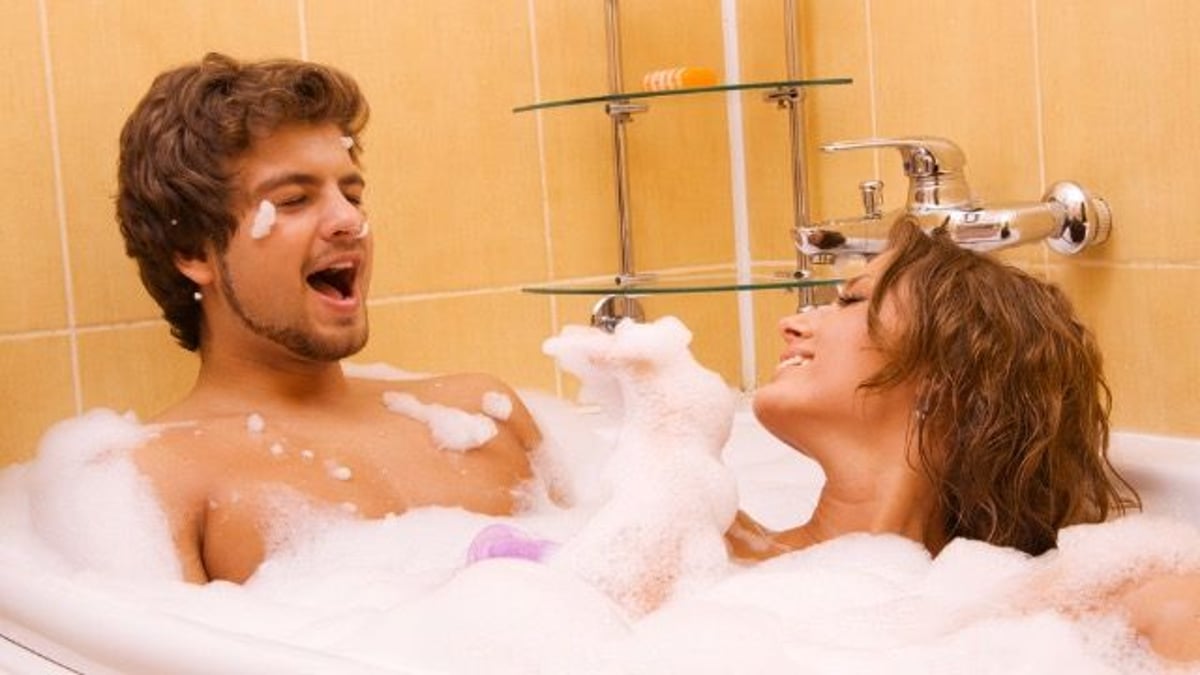 16 surprising things couples actually do in the shower together.