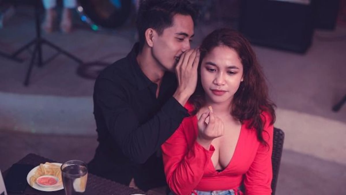 15 women share things that some men don't realize make them 'insanely unattractive.'