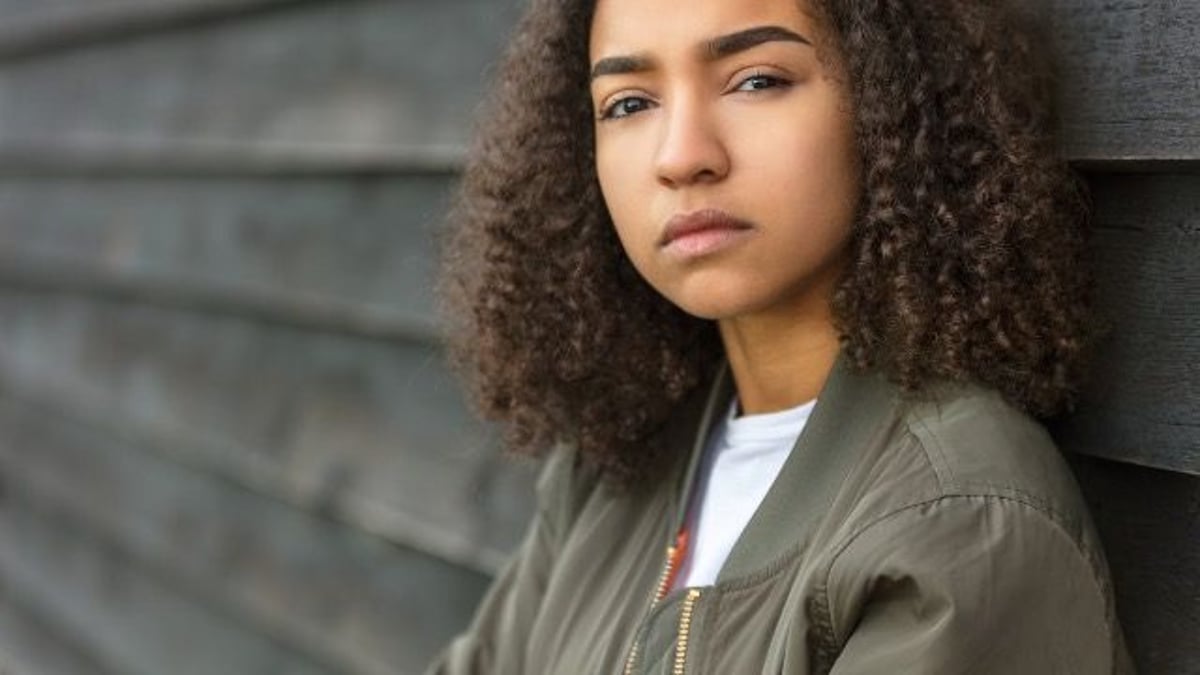 Daughter boycotts paying rent to parents after they call her a 'lowlife incel.'