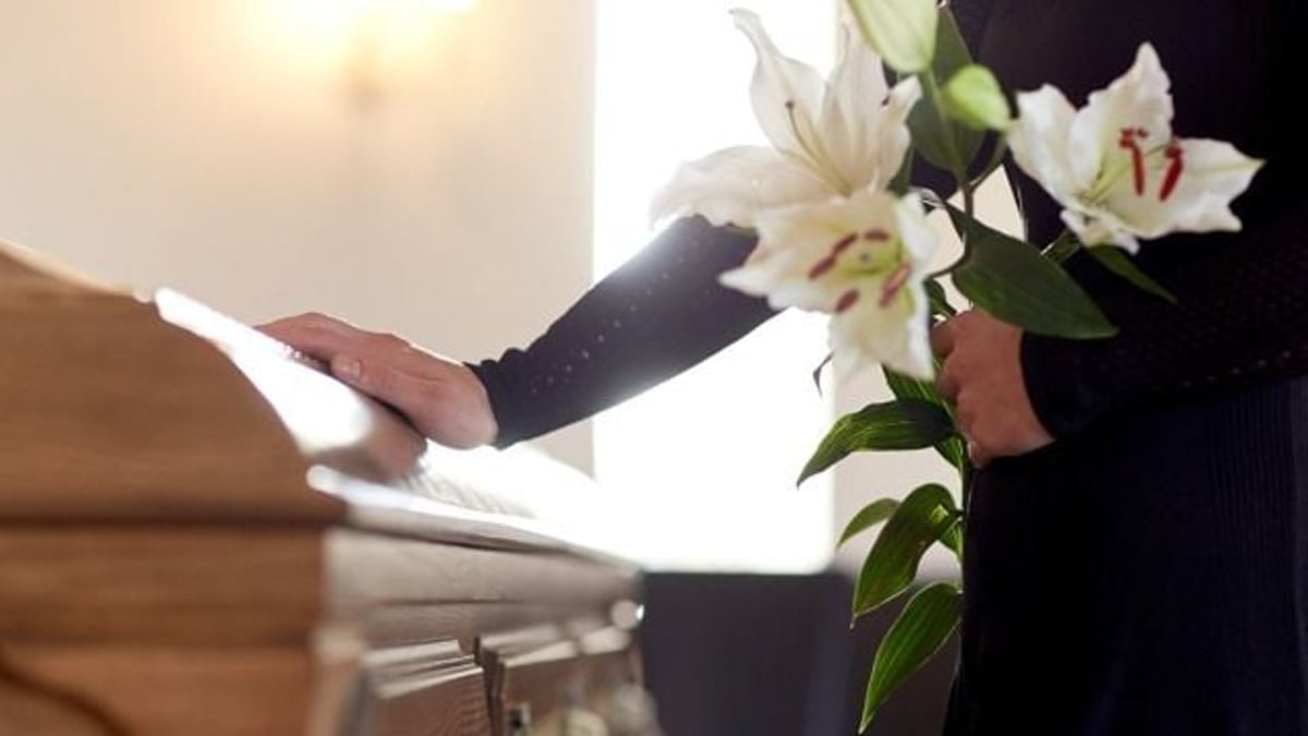 'AITA for having my late husband's affair partner removed from his funeral?'