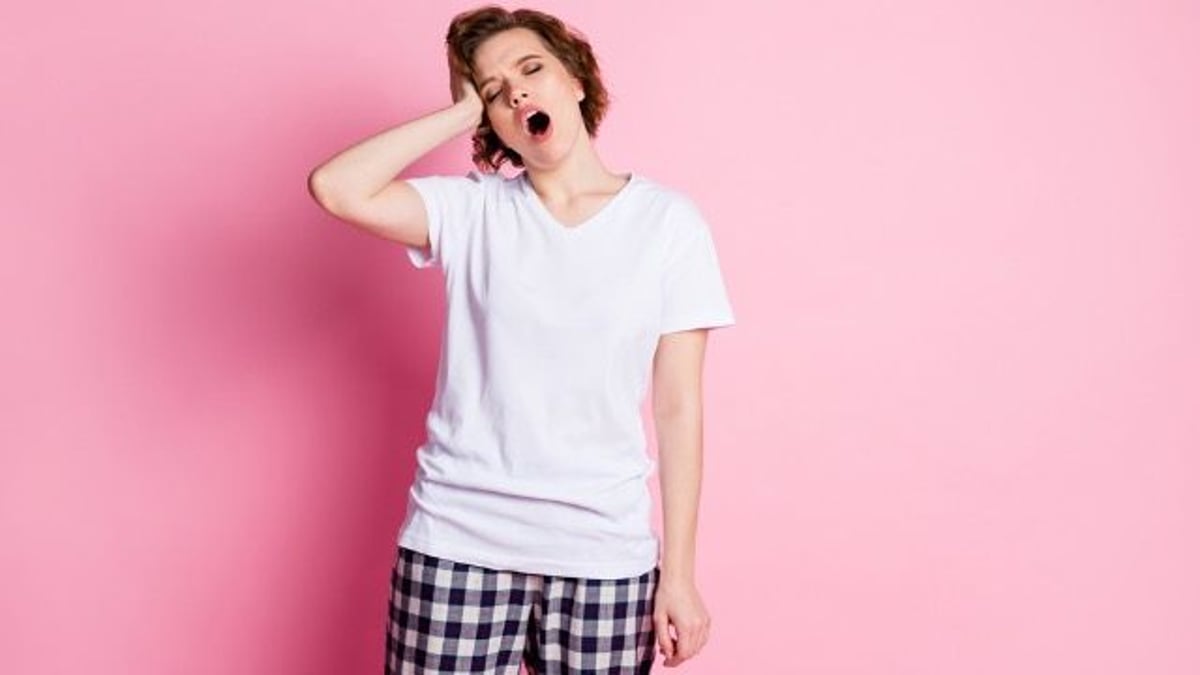 "I went to a wedding alone because my GF took forever to get ready, am I a jerk?"