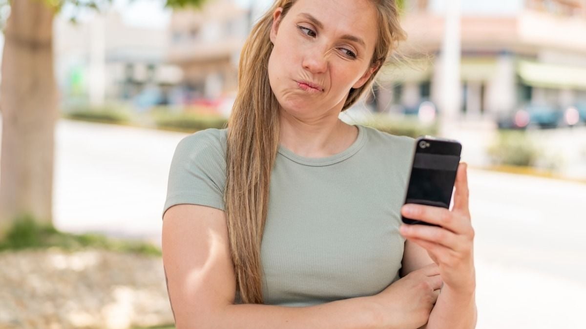 Woman boycotts friend's wedding after discovering ranked guest list. AITA? 'She singled me out.'