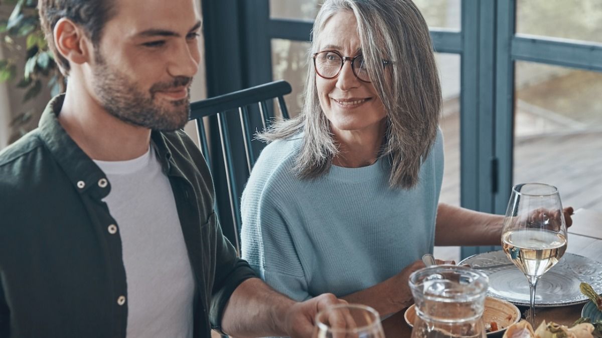 Woman refuses to pay for BF's mom's bday dinner after she called her his 'temporary girlfriend.' AITA?
