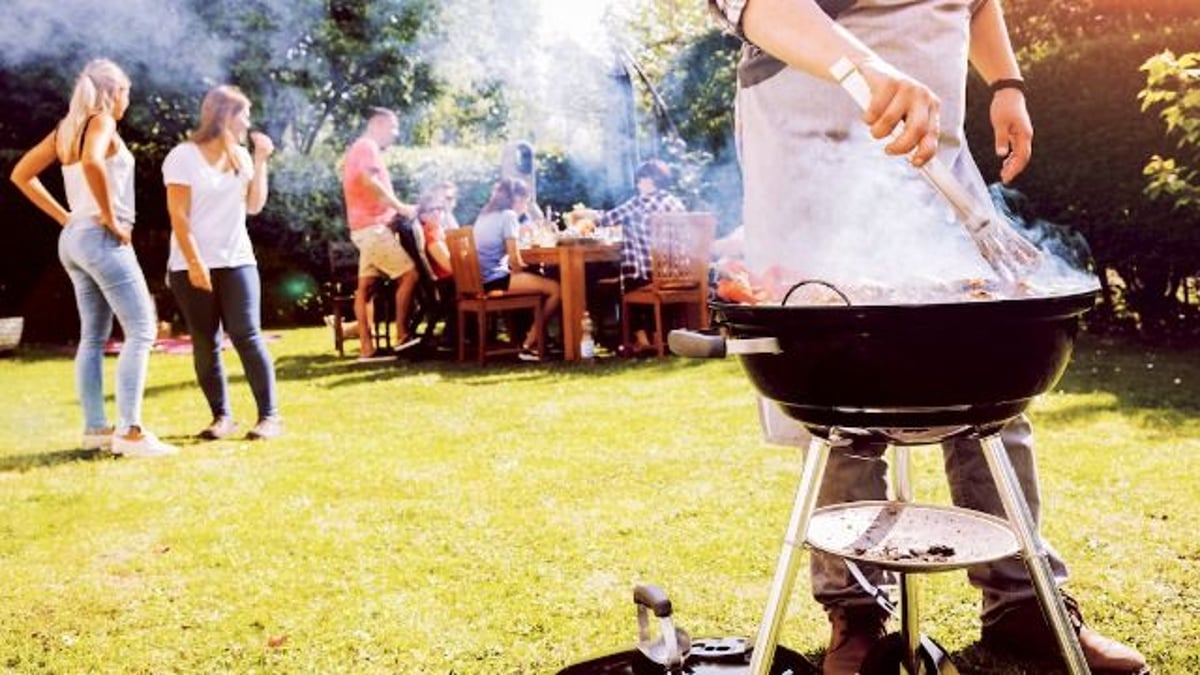 Woman 'steals attention' by throwing BBQ the same day as child-free family wedding. AITA?