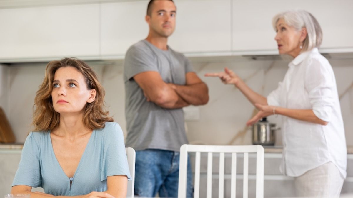 Woman TEARS into mother for comments about teen daughter's appearance. AITA?