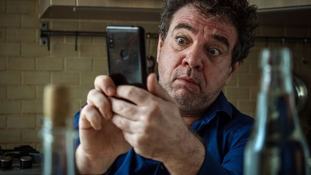 'AITA for not quitting my job over colleague's crush?' Updated 3X