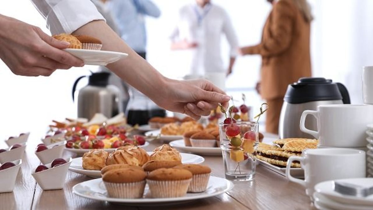 21 women share the 'female duties' they've been asked to do at work.