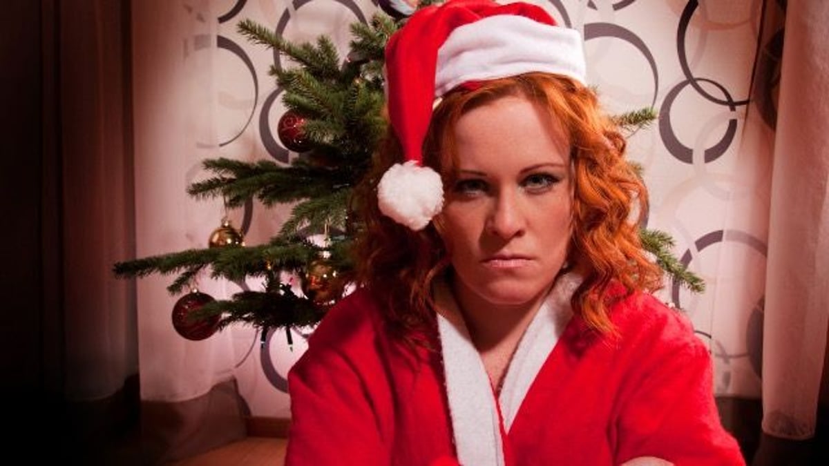 Woman tells parents, 'do not expose your disgusting habits to my kids on Xmas.'