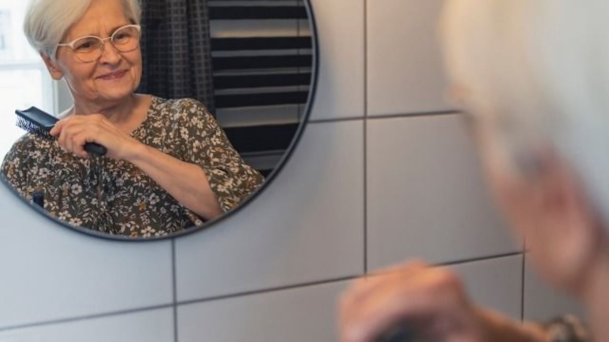 Woman cuts elderly woman in bathroom line, people get mad, she says 'it's an emergency.'