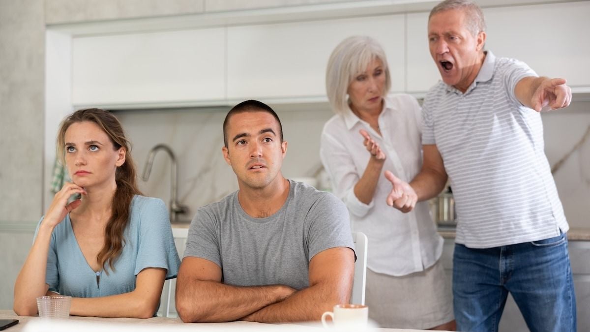 AITA for breaking up with my girlfriend over her parents?' UPDATED | Someecards AITA