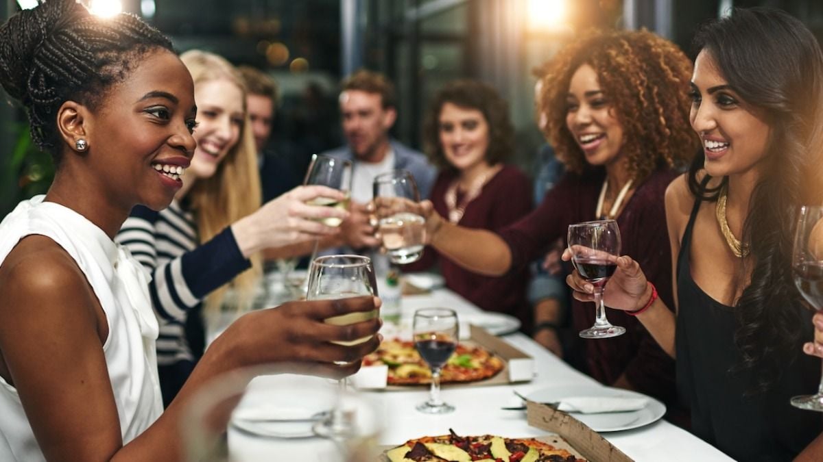 Sober woman 'embarrasses' friends by correcting her drink order. 'It was not a Piña Koala.' AITA? | Someecards AITA