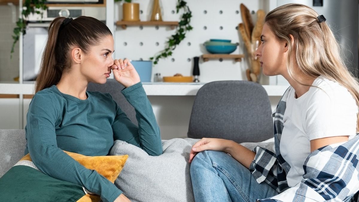 'AITA for kicking out my roommate after both of her parents died?' UPDATED